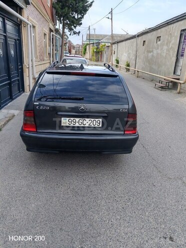 Mercedes C 220 d 2000, 695,000 km - 2.2 l - Bakı
