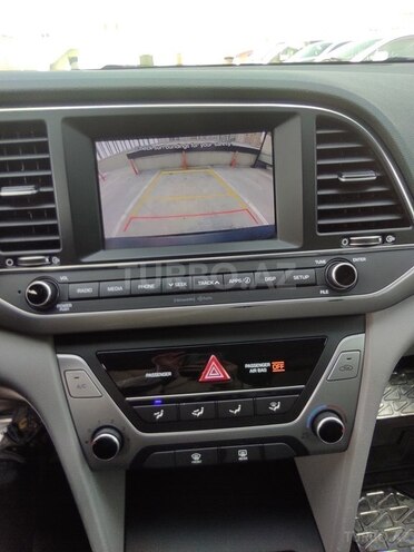 Hyundai Elantra 2018, 82,750 km - 2.0 l - Bakı