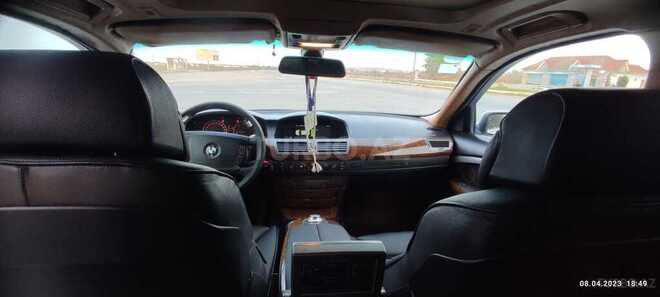BMW 745 2003, 176,000 km - 4.4 l - Bakı
