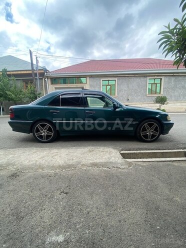 Mercedes C 200 1997, 421,000 km - 0.2 l - Göygöl
