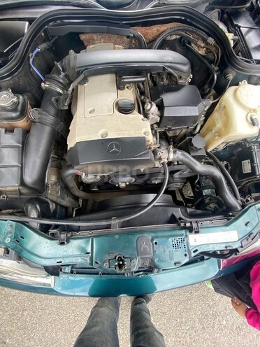 Mercedes C 200 1997, 421,000 km - 0.2 l - Göygöl