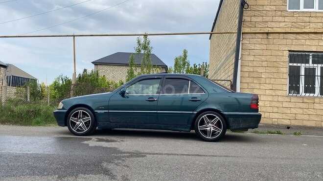 Mercedes C 200 1997, 421,000 km - 0.2 l - Göygöl