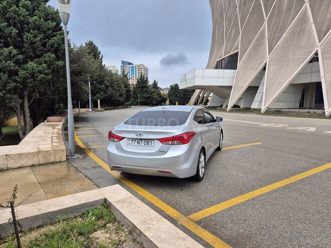 Hyundai Elantra 2011, 188,000 km - 1.8 l - Bakı