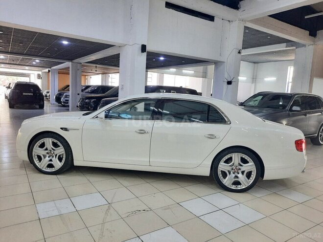 Bentley Flying Spur-9