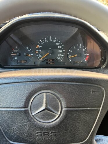Mercedes C 180 1997, 274,000 km - 1.8 л - Bakı