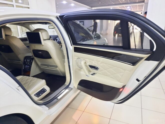 Bentley Flying Spur-20