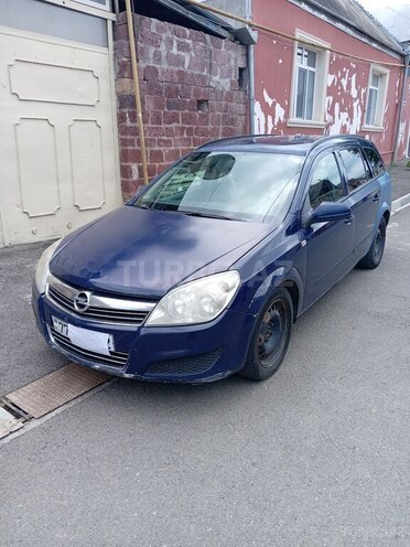 Opel Astra 2008, 546,000 km - 1.3 l - Göygöl