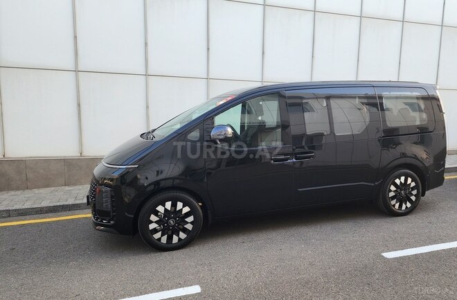 Hyundai Staria 2024, 2,980 km - 1.6 l - Bakı