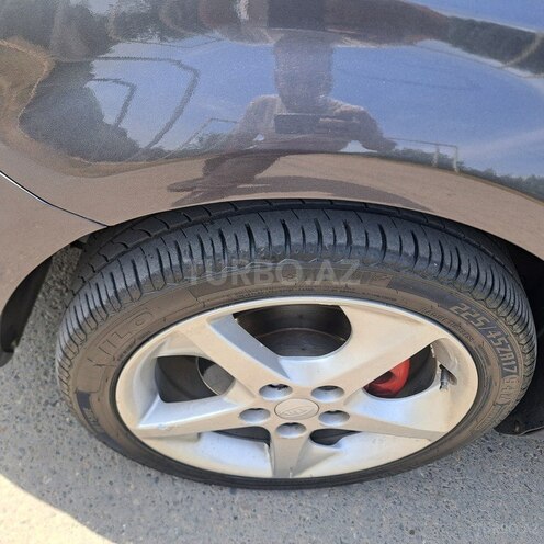 Kia  2008, 250,000 km - 1.6 l - Biləsuvar