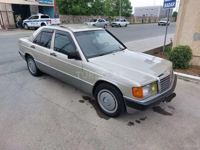 Mercedes 190 1990, 175,745 km - 2.0 l - Bakı