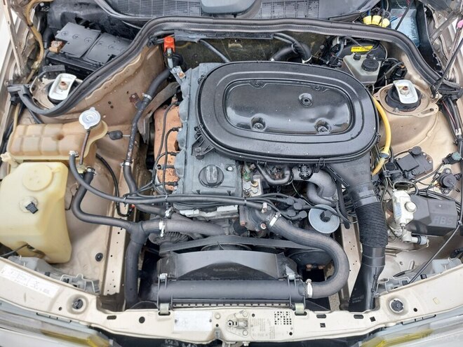 Mercedes 190 1990, 175,745 km - 2.0 l - Bakı