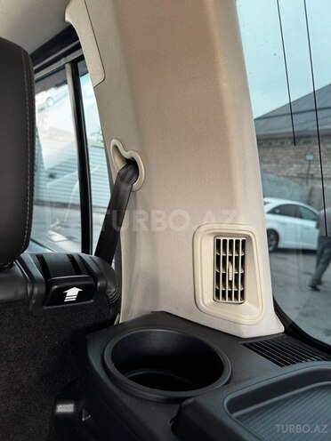 Land Rover Discovery 2014, 130,000 km - 3.0 l - Bakı