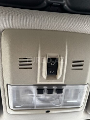 Land Rover Discovery 2014, 130,000 km - 3.0 l - Bakı