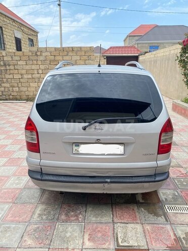 Opel Zafira 2004, 430,000 km - 2.0 l - Sumqayıt