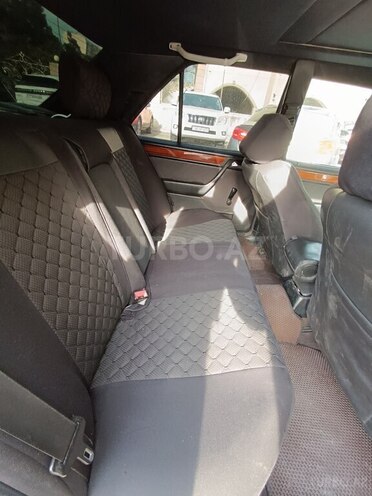 Mercedes E 220 1995, 478,150 km - 2.2 l - Bakı