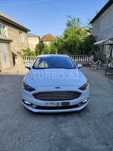 Ford Fusion (North America) 2018, 200,000 km - 1.5 л - Masallı