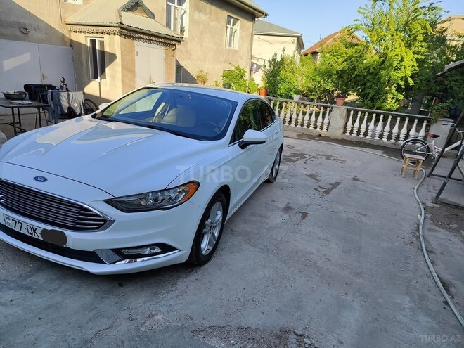 Ford Fusion (North America) 2018, 200,000 km - 1.5 л - Masallı