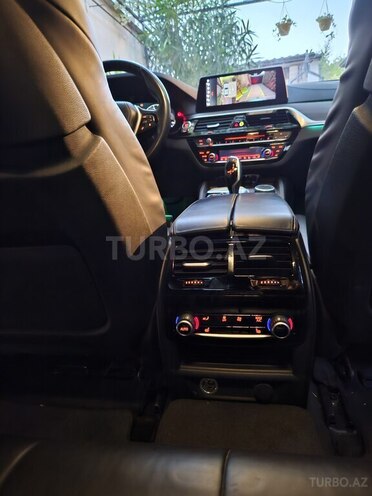 BMW 520 2017, 210,000 km - 2.0 l - Bakı