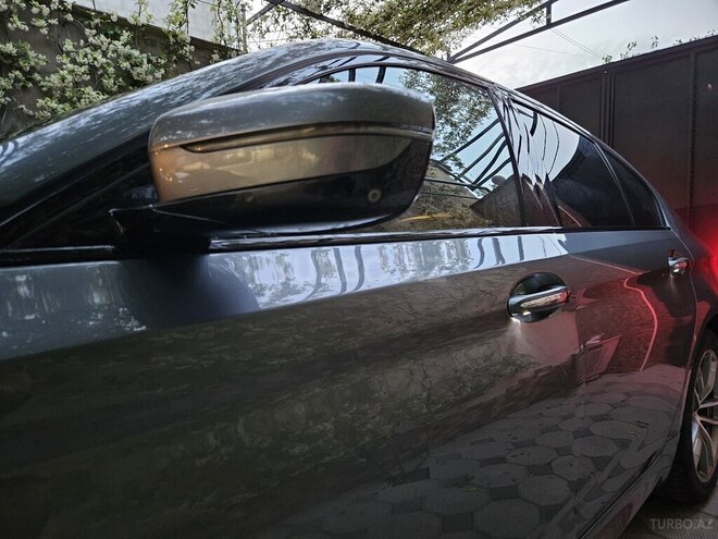 BMW 520 2017, 210,000 km - 2.0 l - Bakı