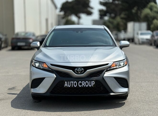 Toyota Camry-1