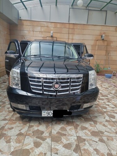 Cadillac Escalade-1