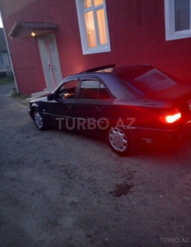 Mercedes C 180 1995, 257,000 km - 1.8 l - Masallı