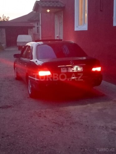 Mercedes C 180 1995, 257,000 km - 1.8 l - Masallı