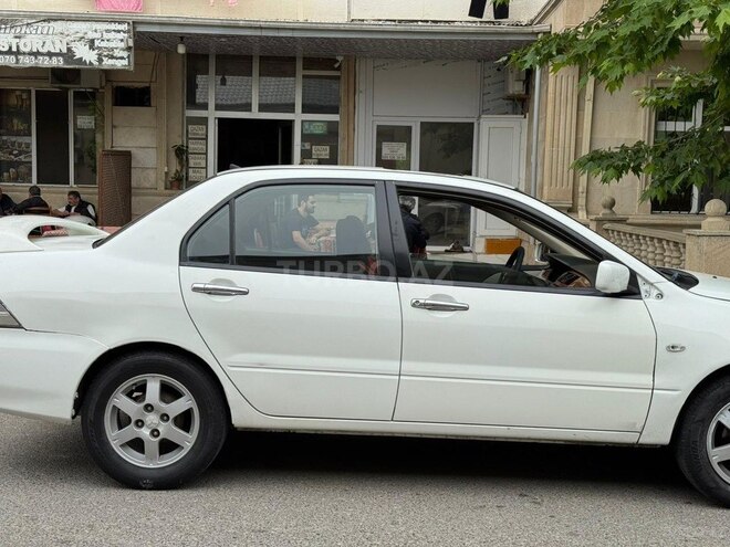 Mitsubishi Lancer 2007, 284,455 km - 1.6 l - Bakı