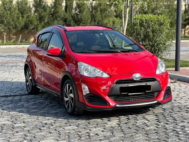 Toyota Aqua 2016, 198,000 km - 1.5 l - Bakı