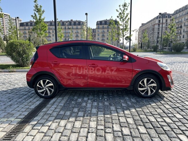 Toyota Aqua 2016, 198,000 km - 1.5 l - Bakı