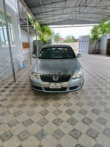 Volkswagen Passat 2005, 377,880 km - 2.0 l - Biləsuvar