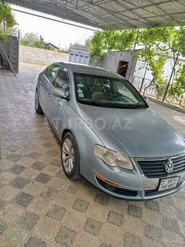 Volkswagen Passat 2005, 377,880 km - 2.0 l - Biləsuvar