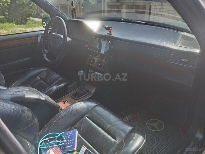 Mercedes E 250 1992, 577,973 km - 2.5 l - Şirvan