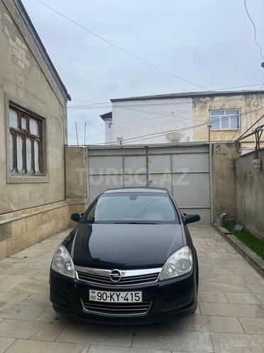 Opel Astra 2007, 300,000 km - 1.4 l - Xudat
