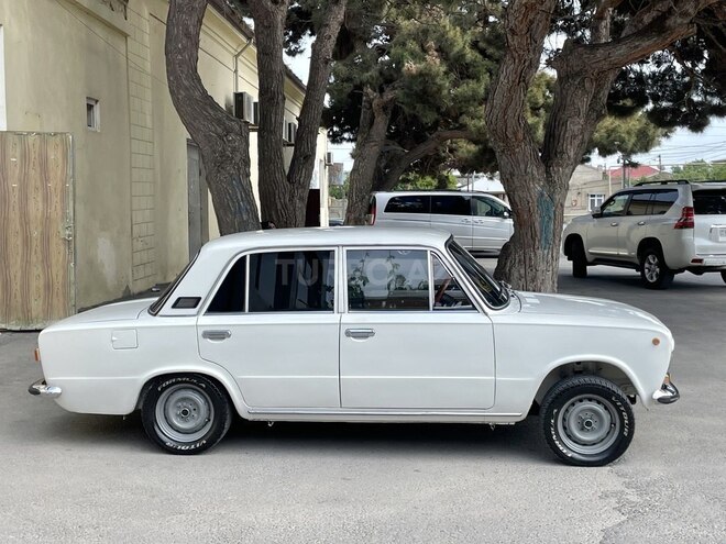 LADA (VAZ) 21011 1980, 70,000 km - 1.3 л - Bakı