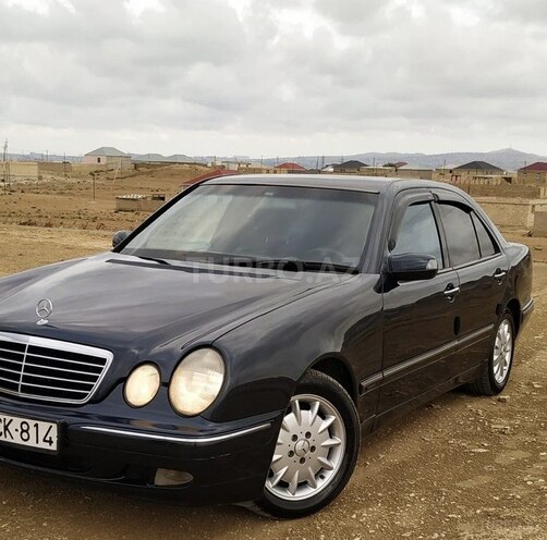Mercedes E 220 d 2001, 200,000 km - 2.2 l - Bakı
