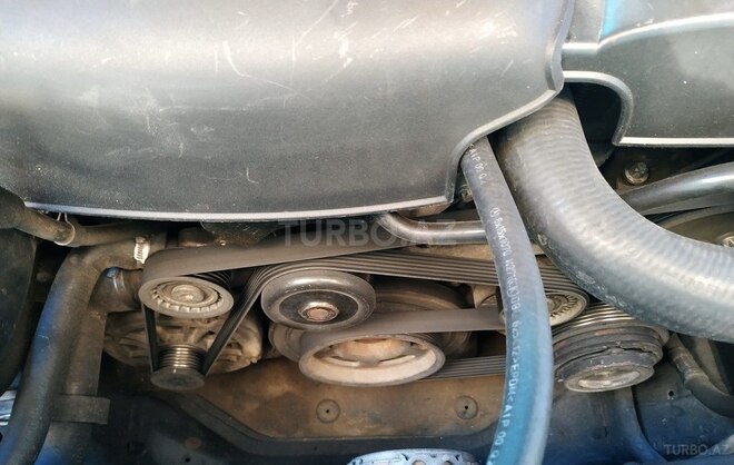 Mercedes E 220 d 2001, 200,000 km - 2.2 l - Bakı