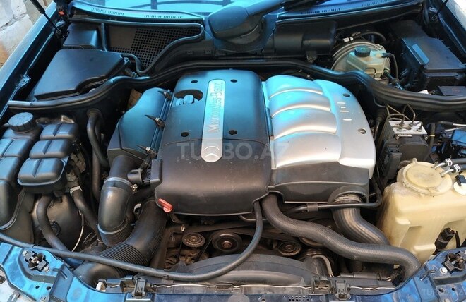 Mercedes E 220 d 2001, 200,000 km - 2.2 l - Bakı