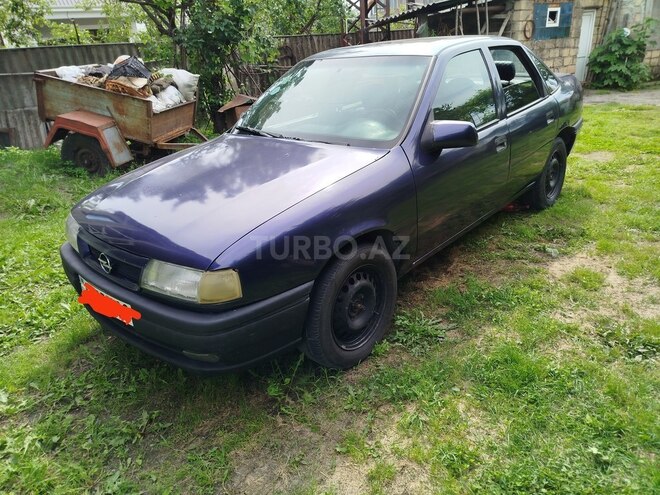 Opel Vectra 1995, 555,000 km - 1.8 l - Zaqatala