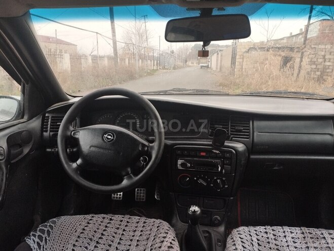 Opel Vectra 1997, 253,880 km - 2.5 l - Bakı