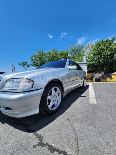 Mercedes C 240 1999, 224,000 km - 2.4 л - Zaqatala