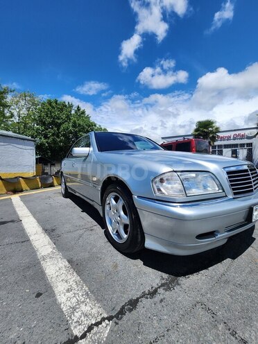 Mercedes C 240 1999, 224,000 km - 2.4 л - Zaqatala