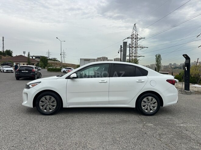 Kia Rio-3