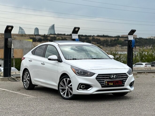 Hyundai Accent-1