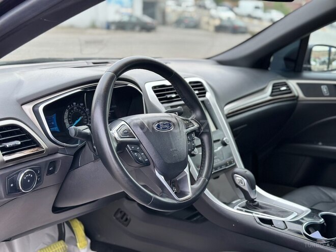 Ford Fusion (North America)-13