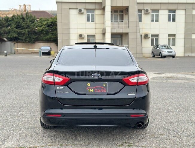 Ford Fusion (North America)-6