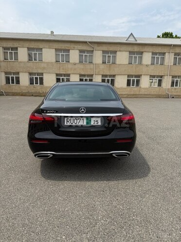 Mercedes E 300 e 2022, 6,400 km - 2.0 l - Bakı