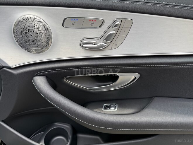 Mercedes E 300 e 2022, 6,400 km - 2.0 l - Bakı
