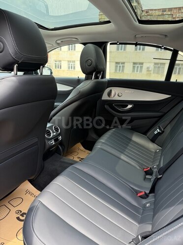 Mercedes E 300 e 2022, 6,400 km - 2.0 l - Bakı
