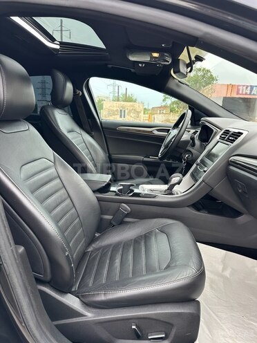 Ford Fusion (North America)-8